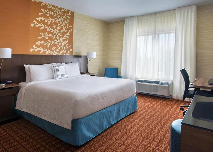Cheap hotel: Fairfield Inn & Suites By Marriott New Castle