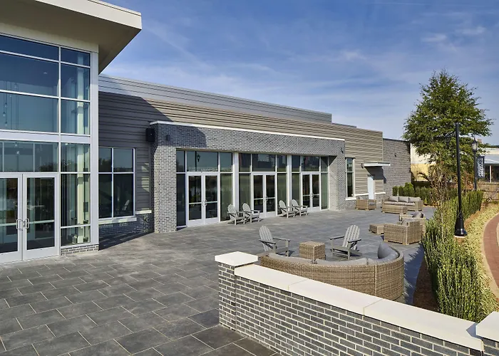 Pet Friendly hotel: Hyatt Place Wilmington Riverfront